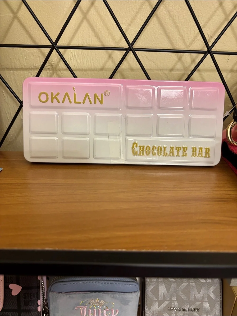 OKALAN CHOCOLATE BAR Eyeshadow Pallet